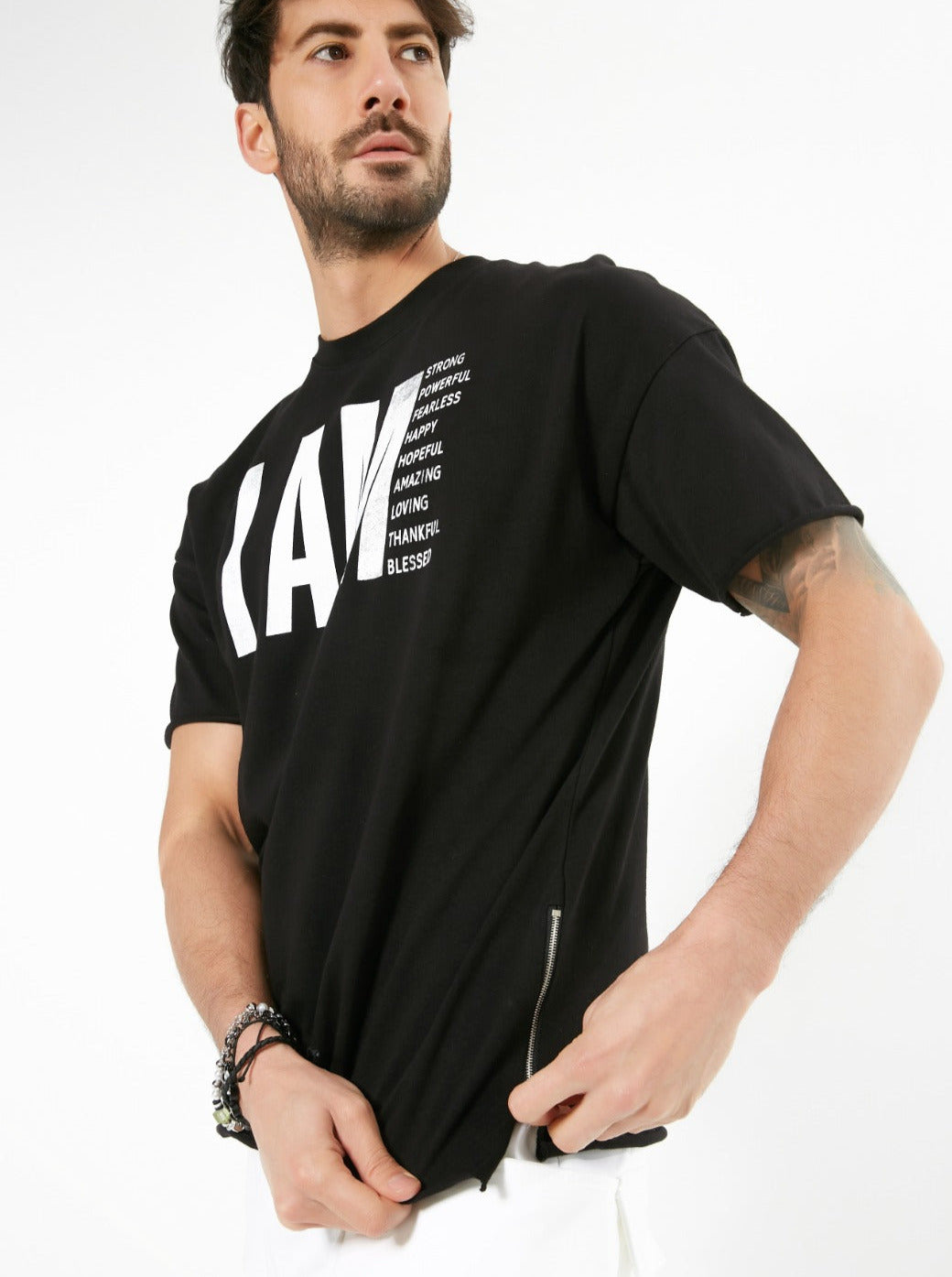 I AM Oversized Graphic T-Shirt - Black E22A