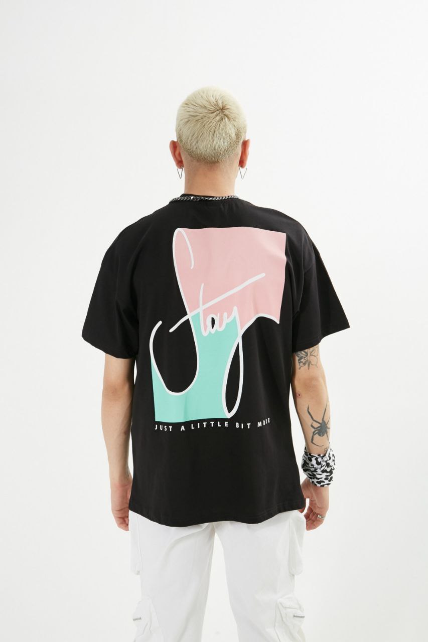 STAY Oversized Graphic T-Shirt - Black E31A