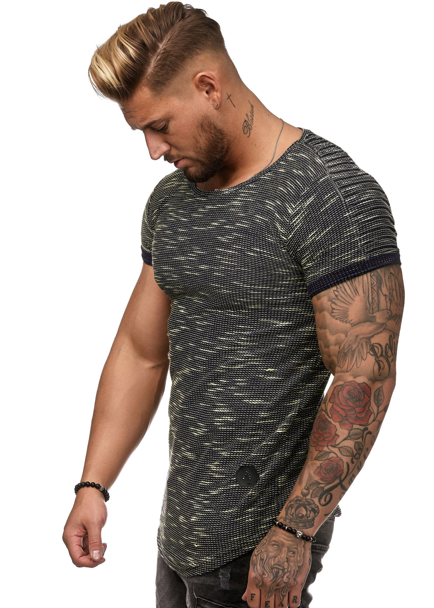 Saka T-Shirt - Black X0045A